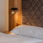 Hotell Msliving *