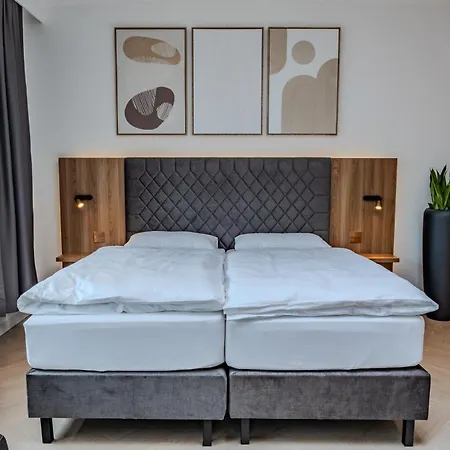 Msliving Hotell
