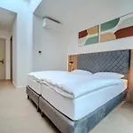 Msliving Hotel